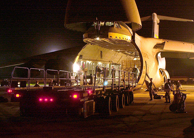 640px-u-s-_air_force_personnel_unload_relief_supplies_destined_for_earthquake_victims_in_india_from_a_c-5a_galaxy_at_andersen_air_force_base2c_guam