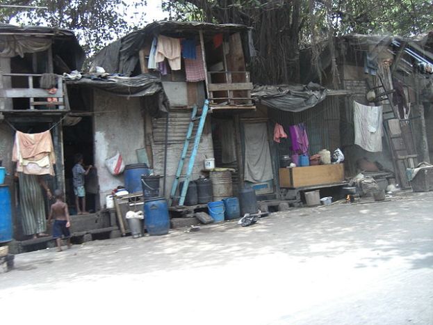 640px-wadala_slums_-_mumbai